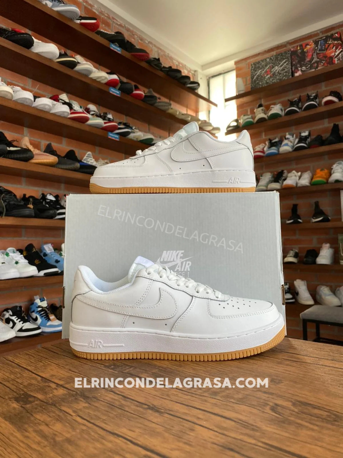 Air Force One Blanco Con Cafe