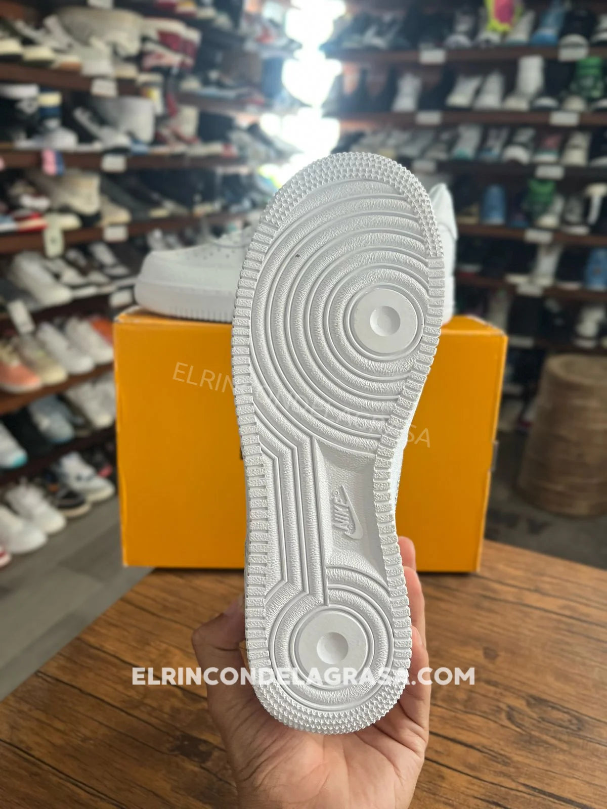 Af1 Louis Vuitton Sneakers