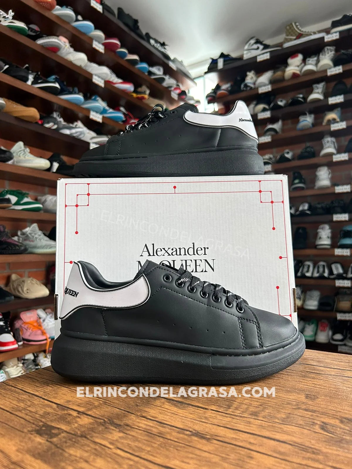 Alexander Mcqueen Black White