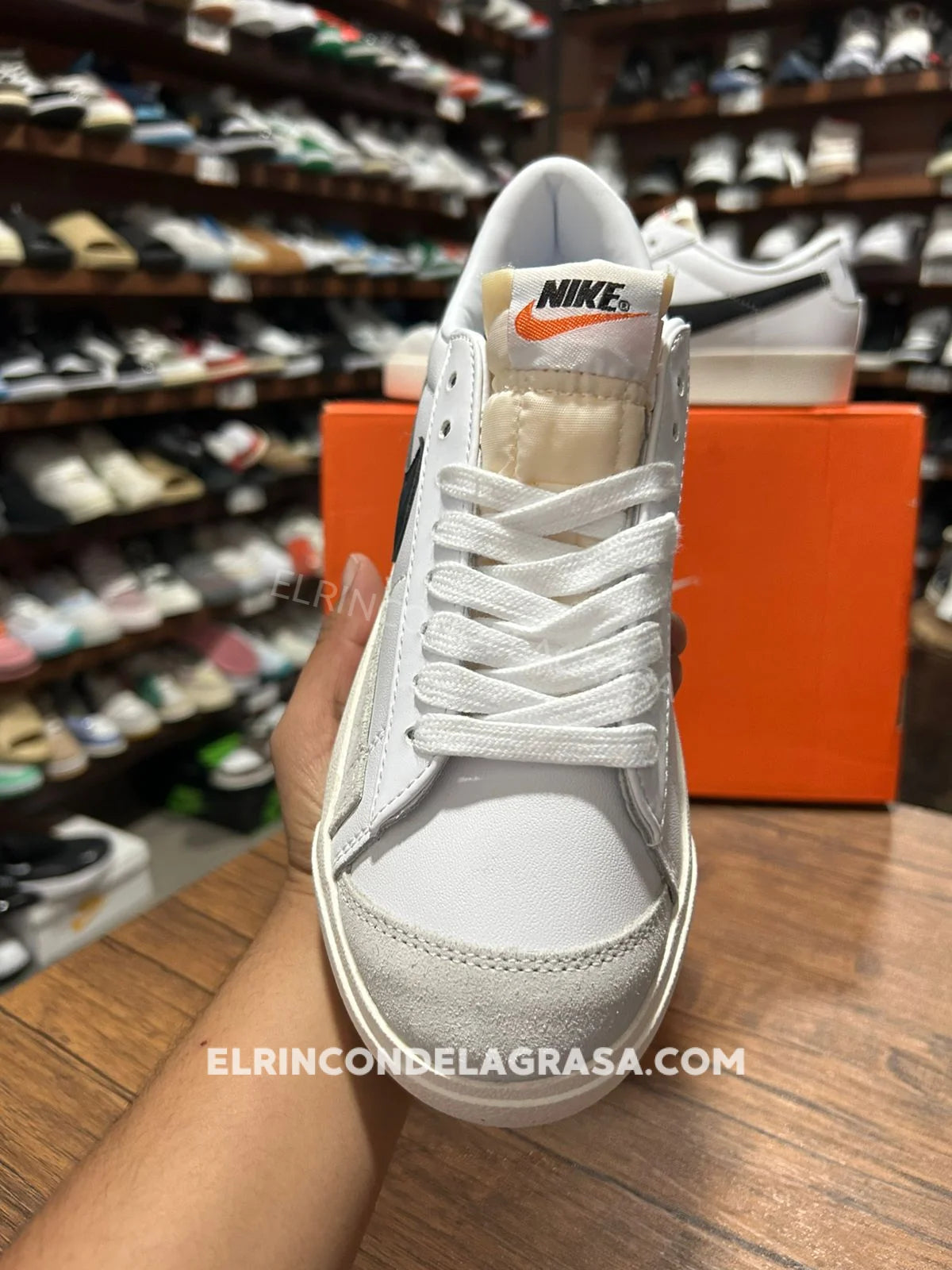 Blazer Low Clasico Sneakers