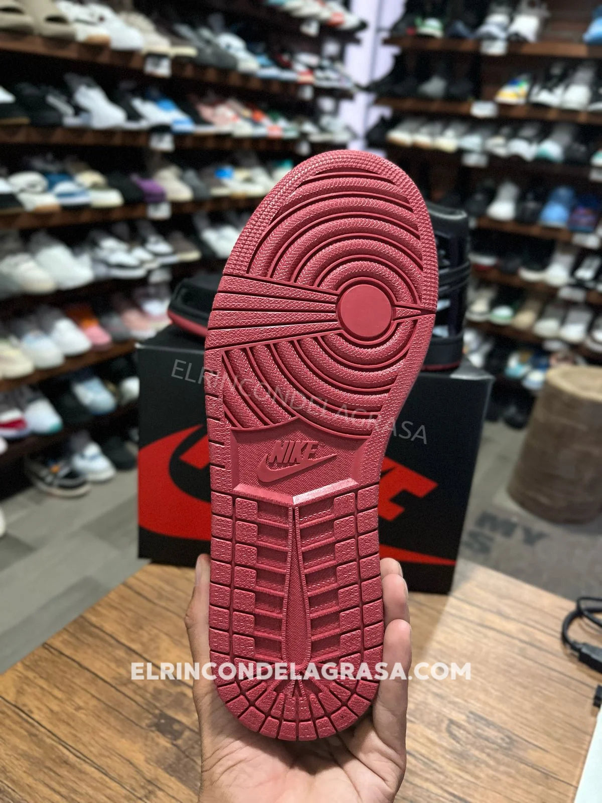 Jordan 1 Bred Patent Sneakers
