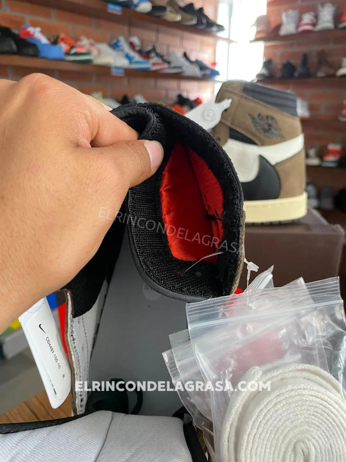Jordan 1 High Cactus Jack Mocka Sneakers