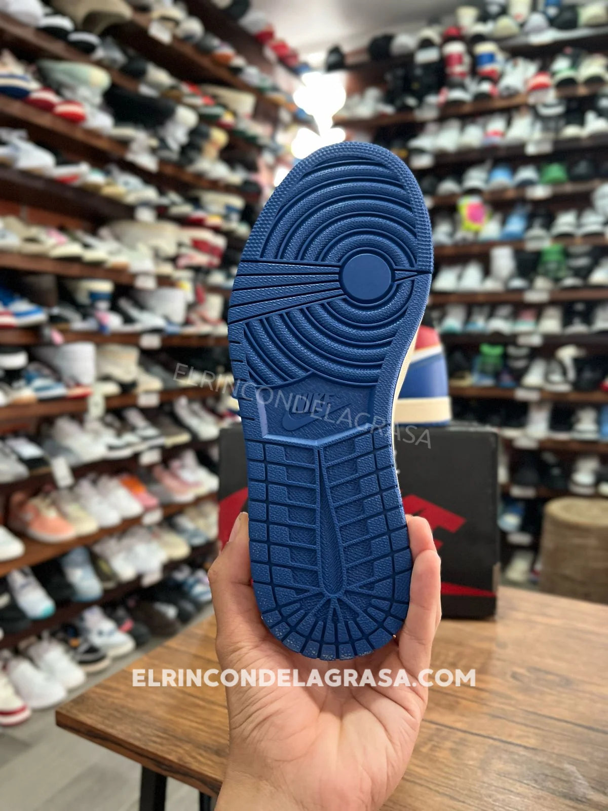Jordan 1 Union LA Thunder Blue Sneakers