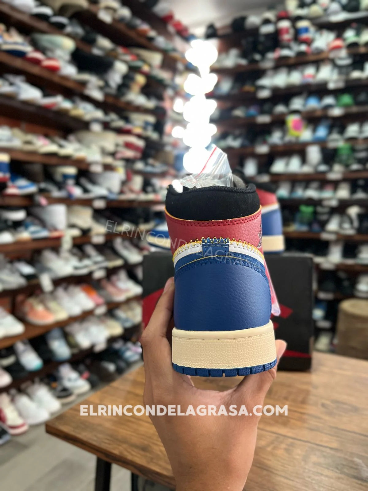 Jordan 1 Union LA Thunder Blue Sneakers
