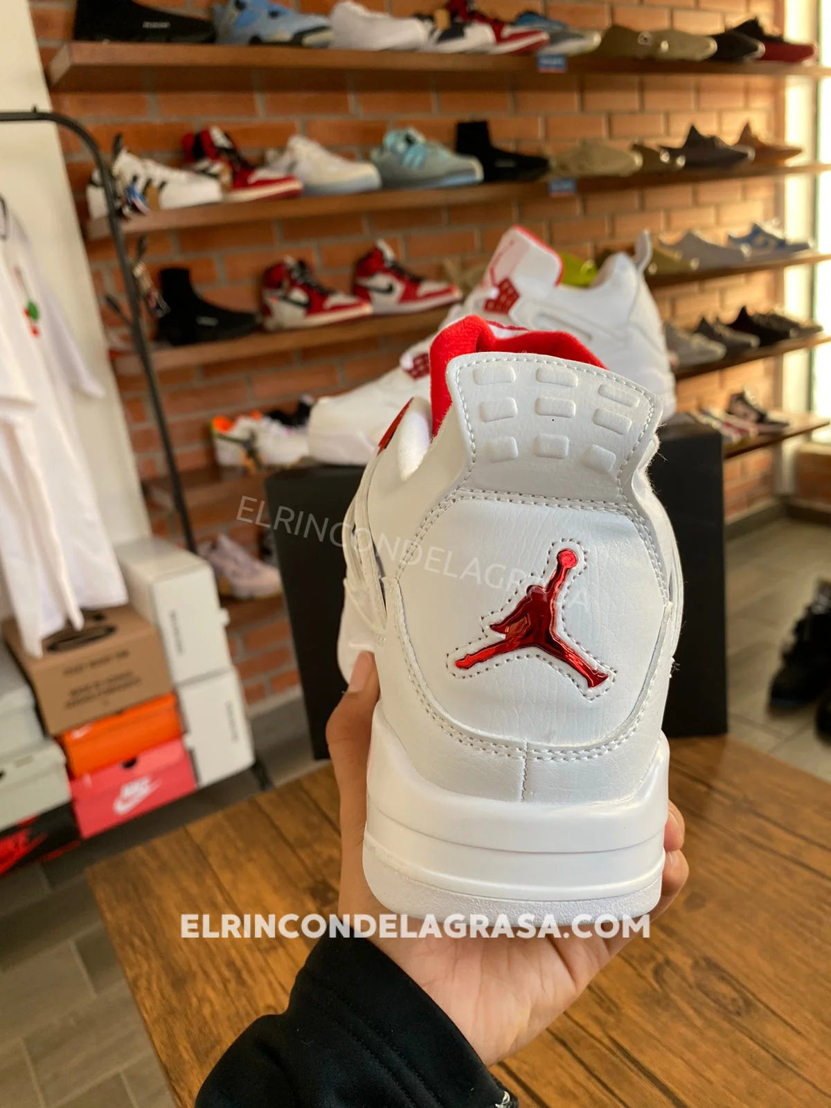 Jordan 4 Metallic Red Sneakers