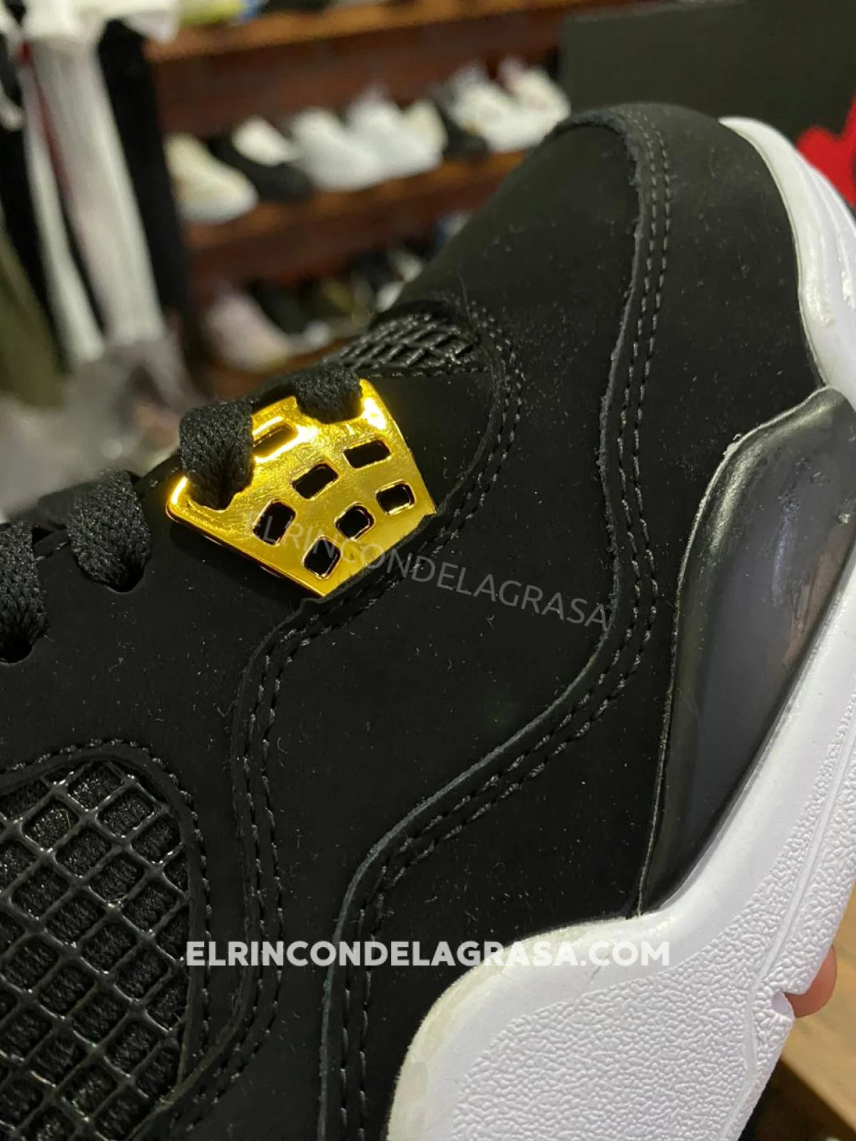 Jordan 4 Royalty Sneakers