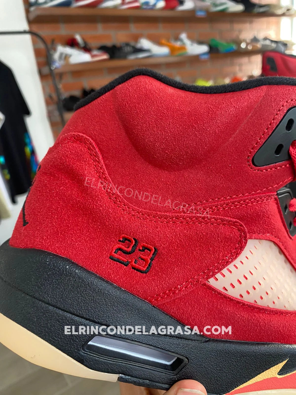 Jordan 5 Toro Bravo Sneakers