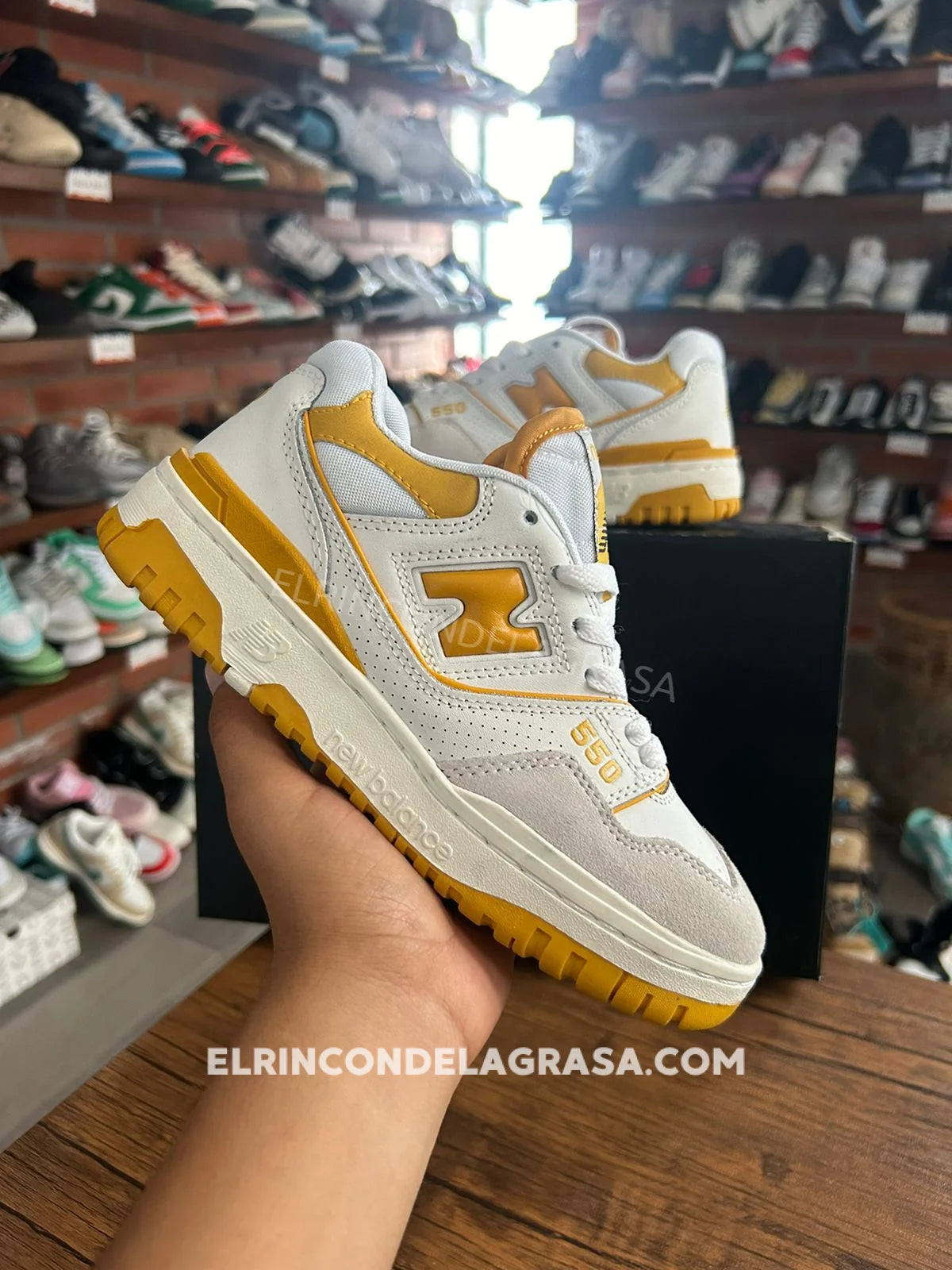 New Balance 550 Orange Sneakers