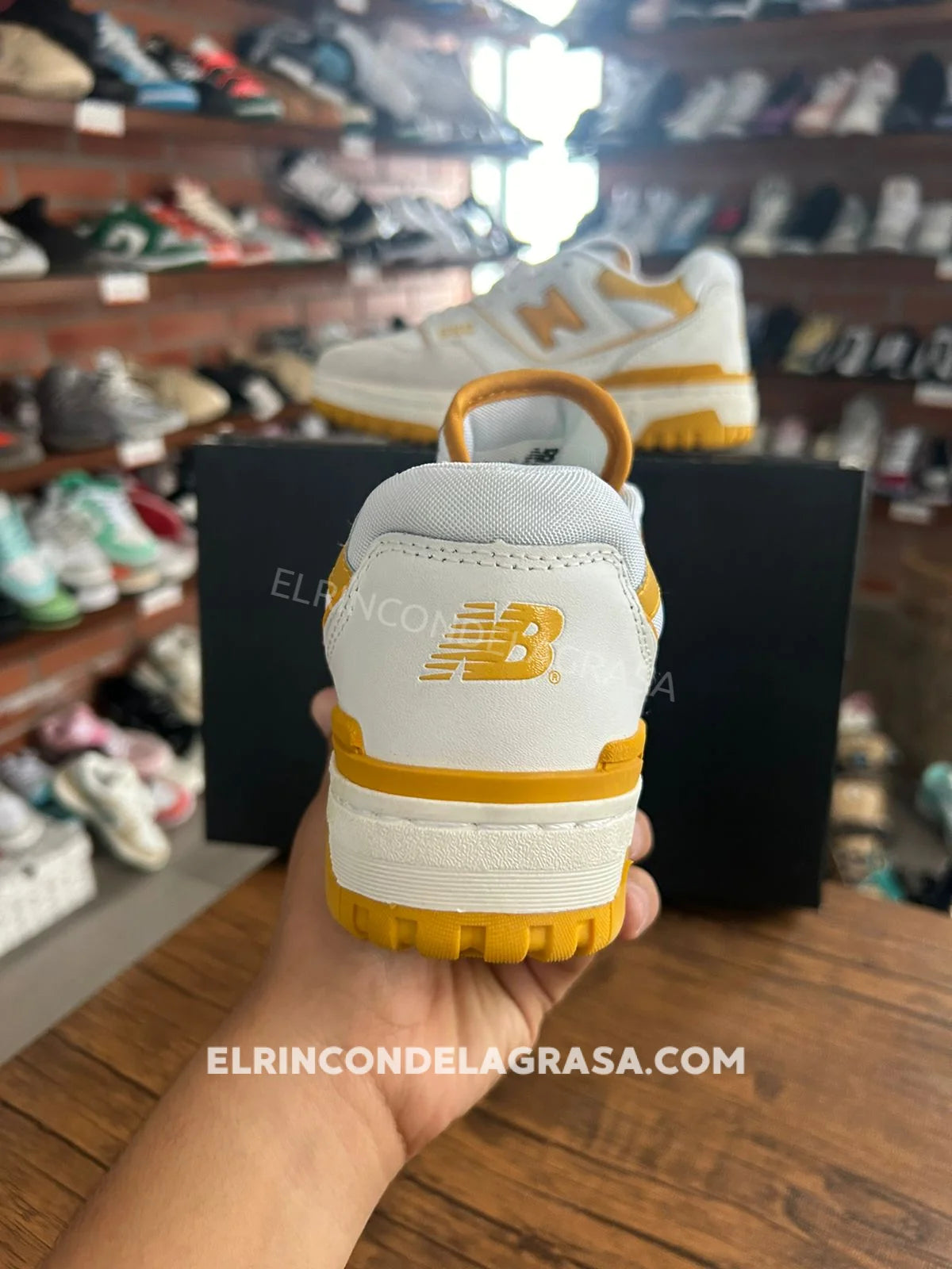 New Balance 550 Orange Sneakers