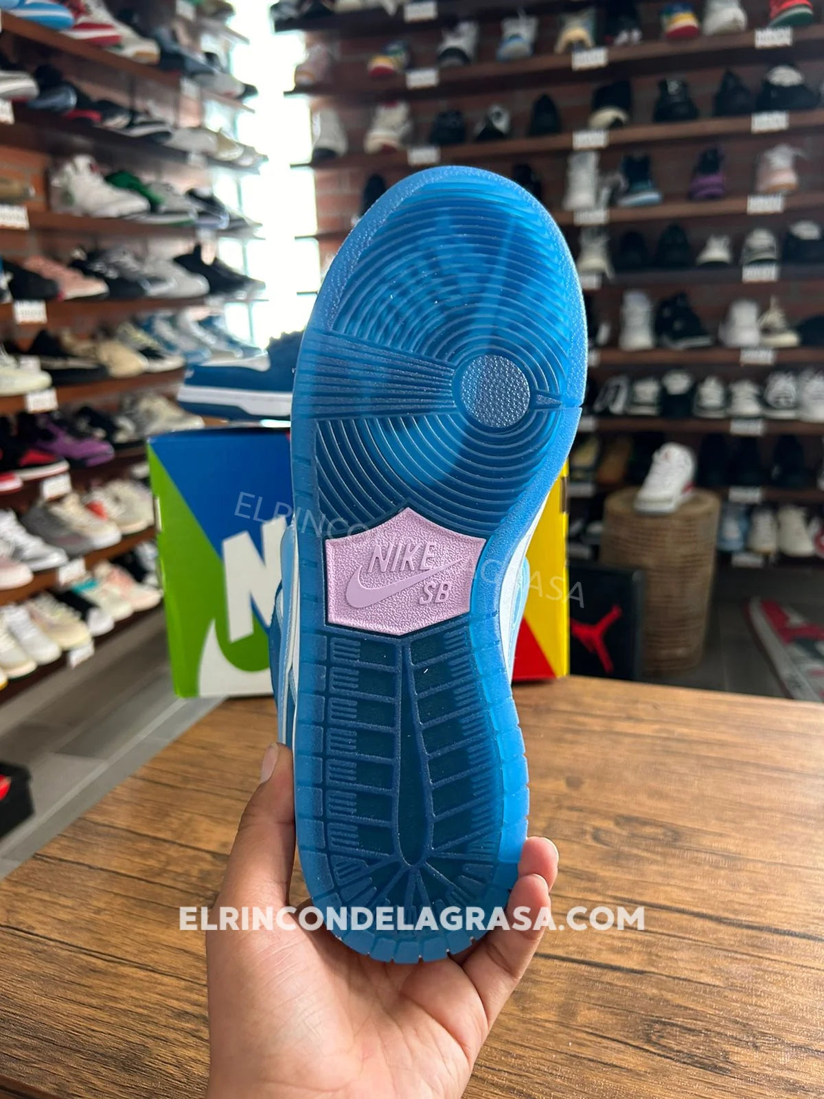 Nike Sb Dunk Born Sneakers