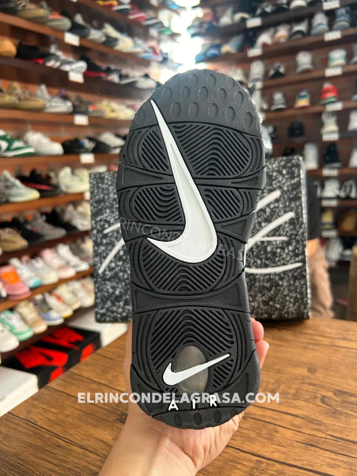 Nike Uptempo Black Sneakers