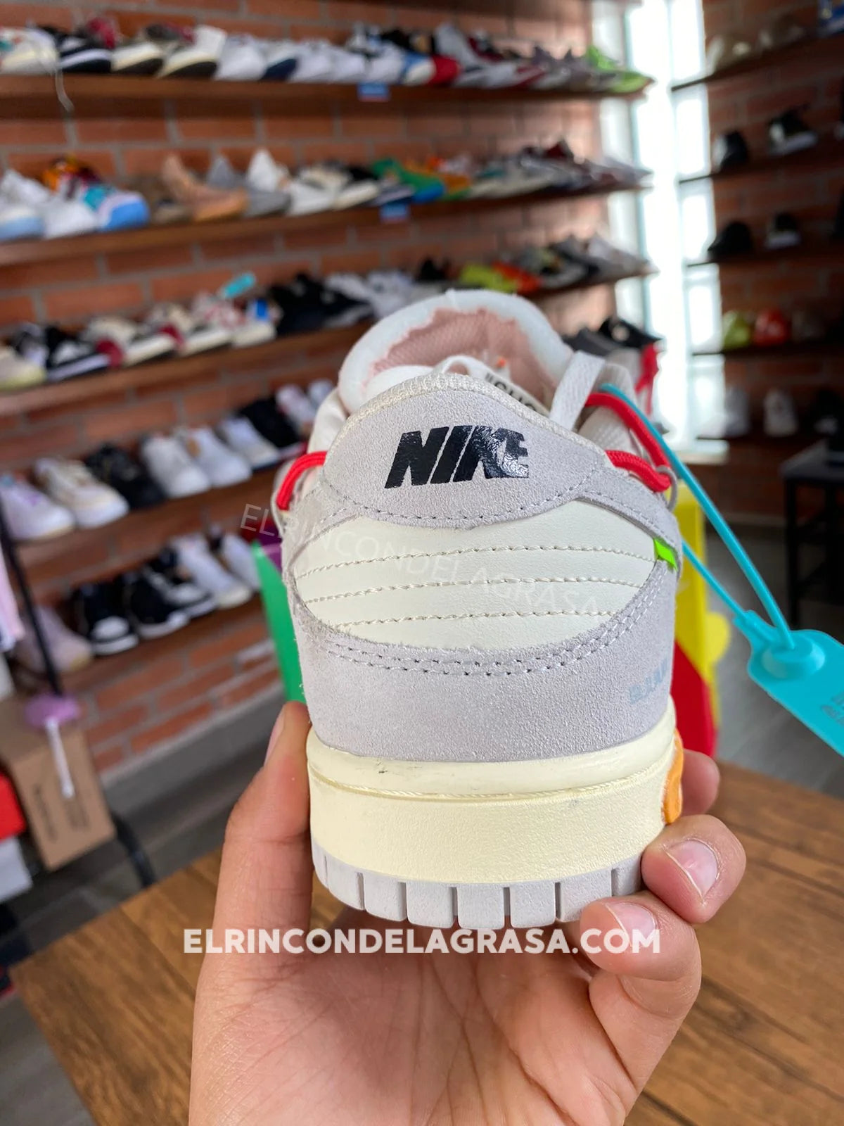 Sb Dunk Off White Sneakers