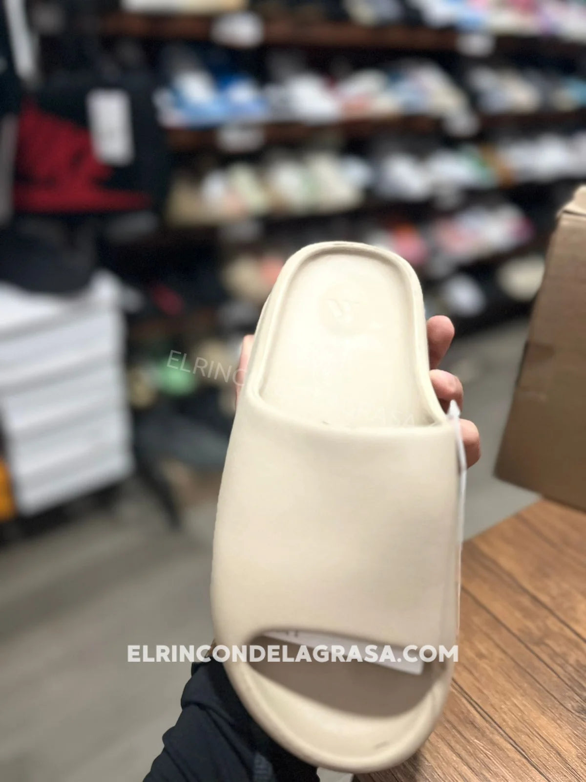 Yeezy Slide Pure Sneakers