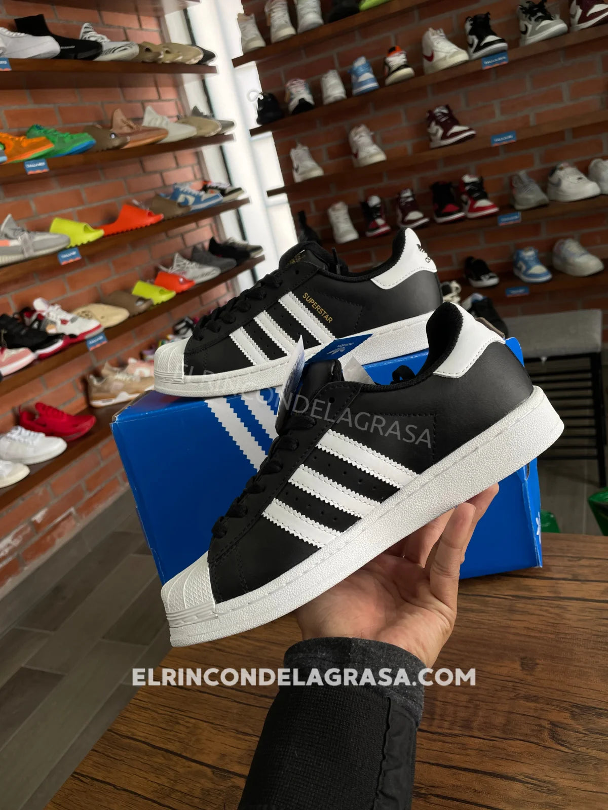 Adidas Superstar Clásico Negro Sneakers