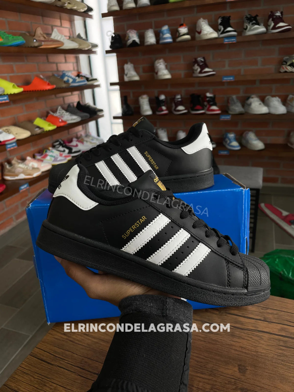 Adidas Superstar Clásico Sneakers