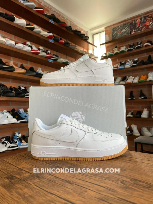 Air Force One Blanco Con Cafe Sneakers