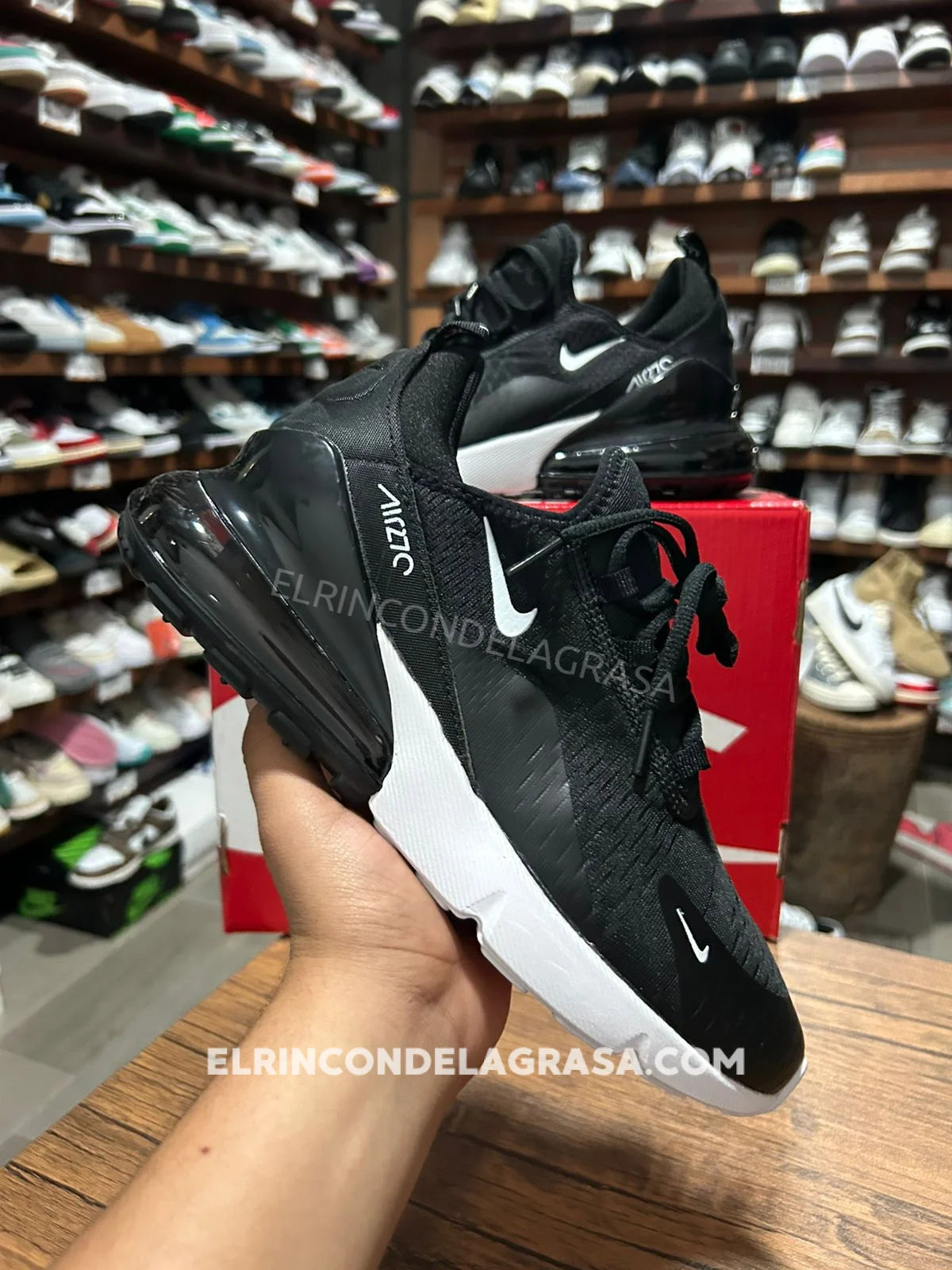 Air Max 270 Negro Con Blanco