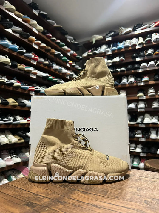 Balenciaga Speed Agujetas Cafe Sneakers