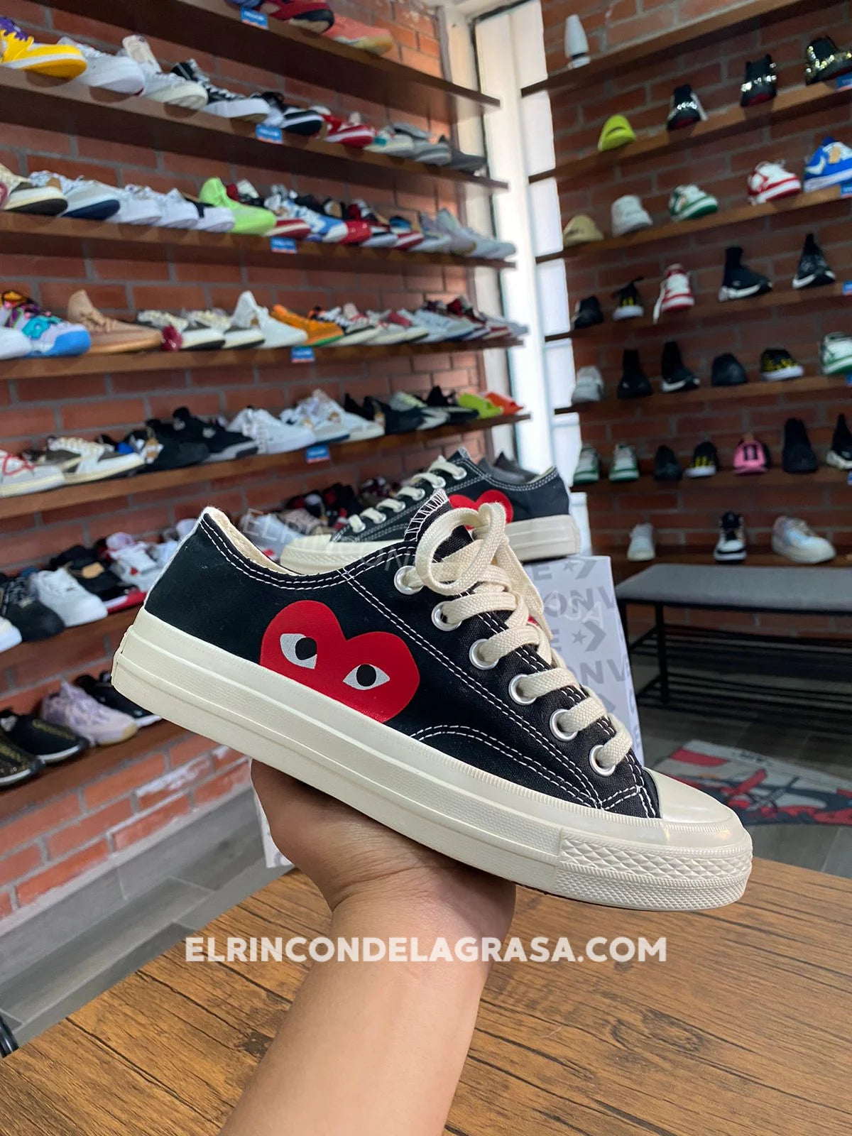 Converse Com Low Black Sneakers