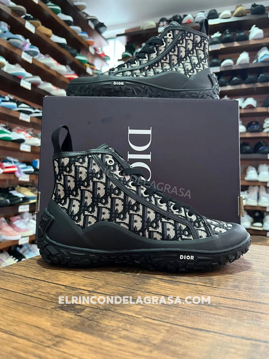 Dior B28 Gris Sneakers