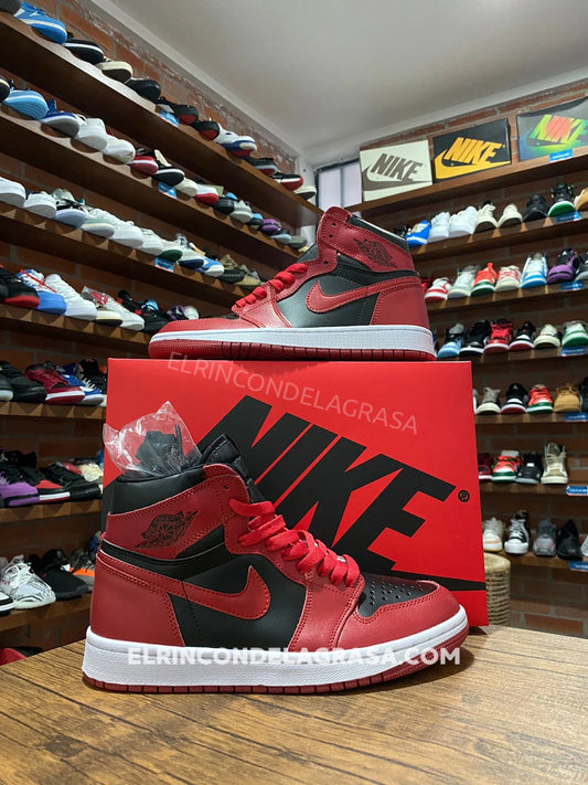 Jordan 1 Bred Reverse Sneakers