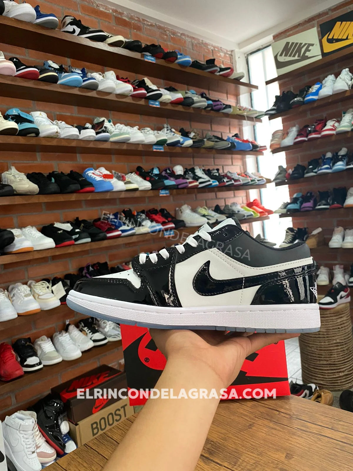 Jordan 1 Low Se Concord Sneakers