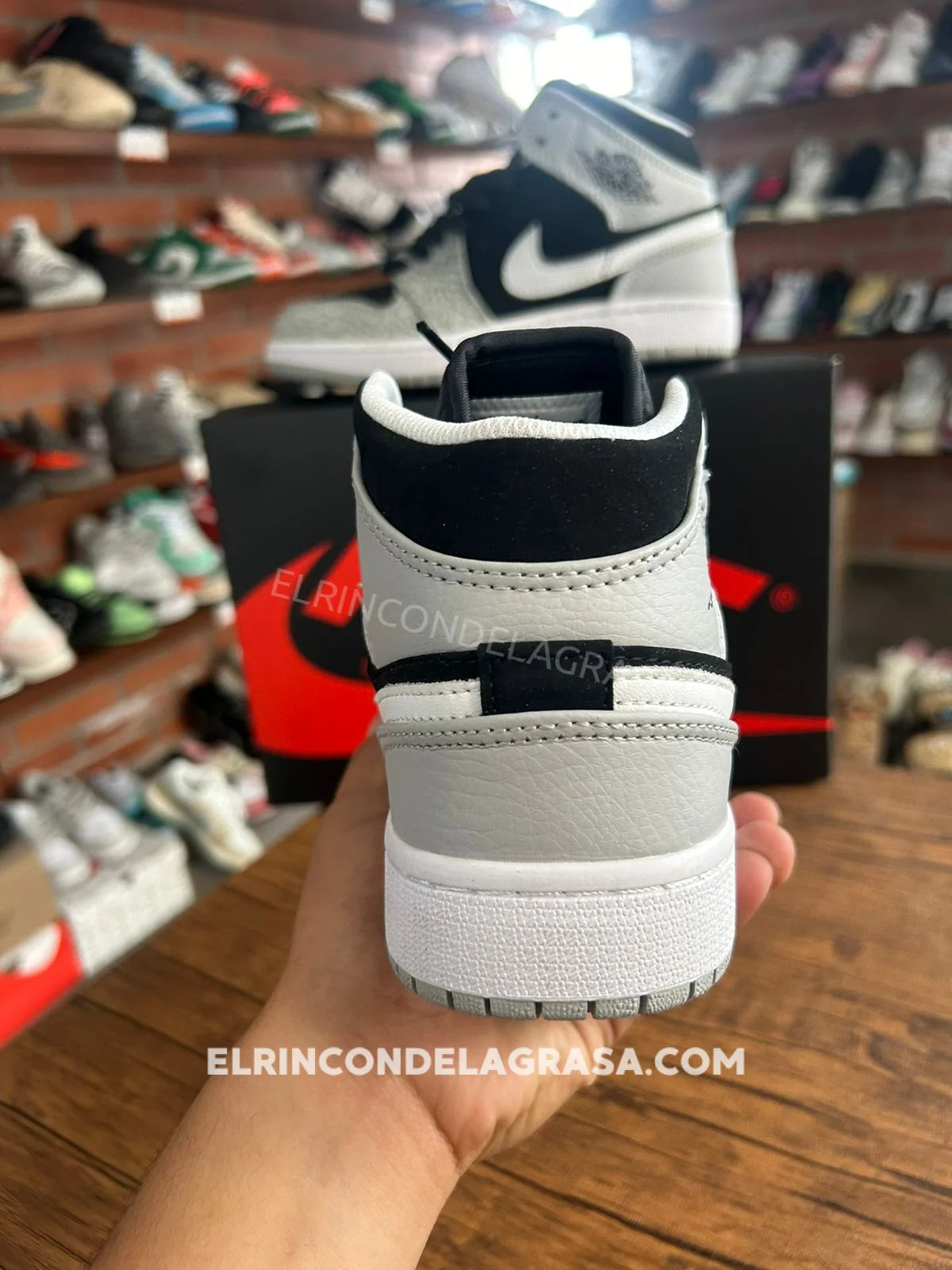 Jordan 1 Mid Elephant Print El Rincon de la Grasa