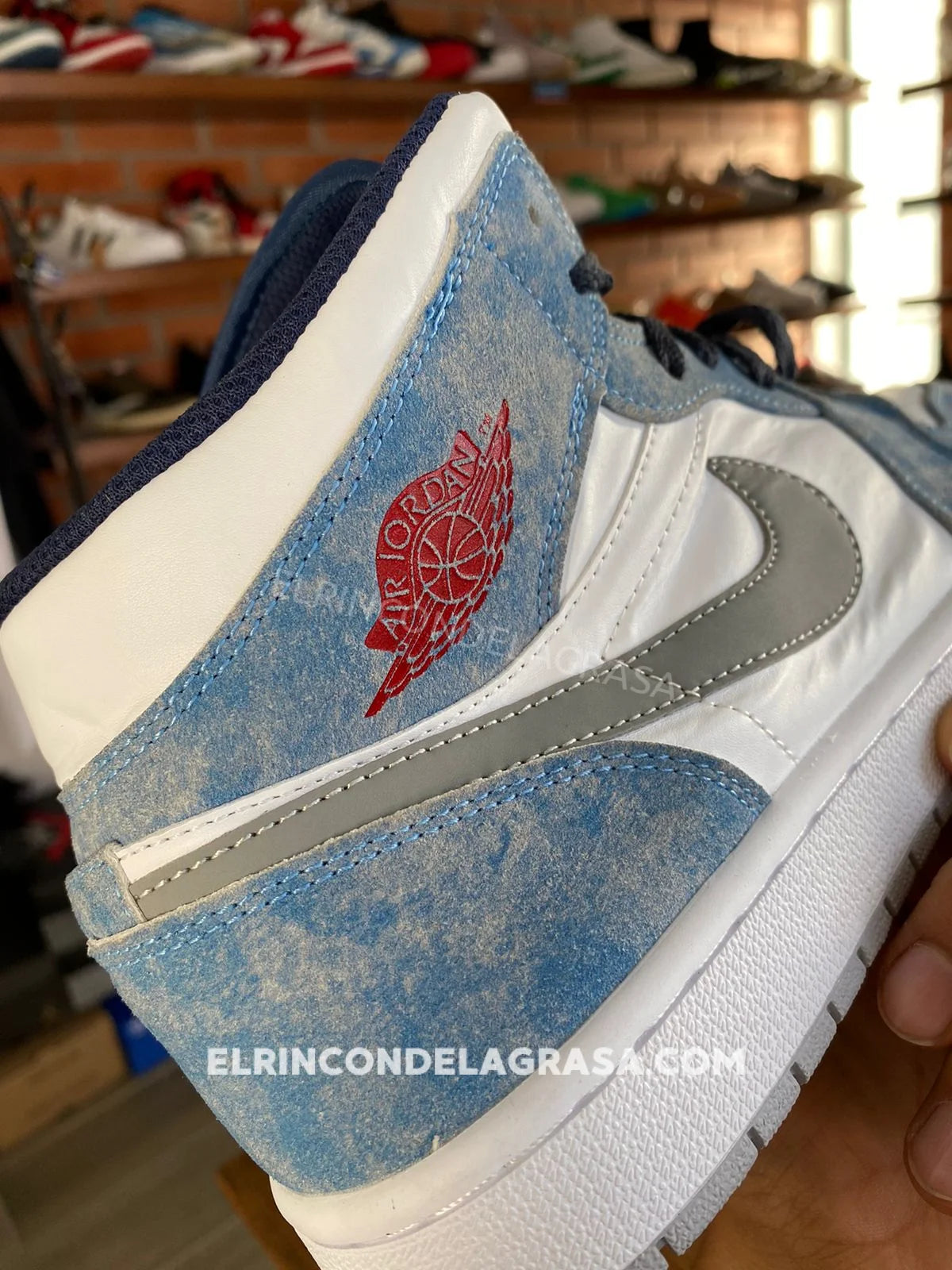 Jordan 1 Mid French Blue Sneakers