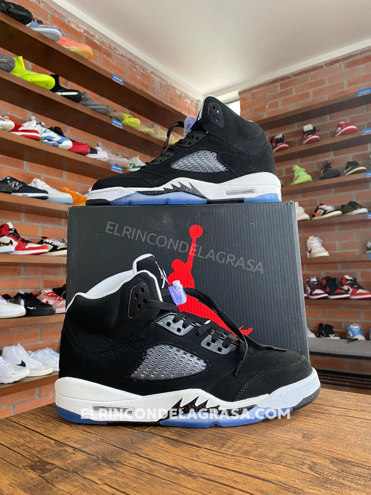 Jordan 5 Oreo Sneakers