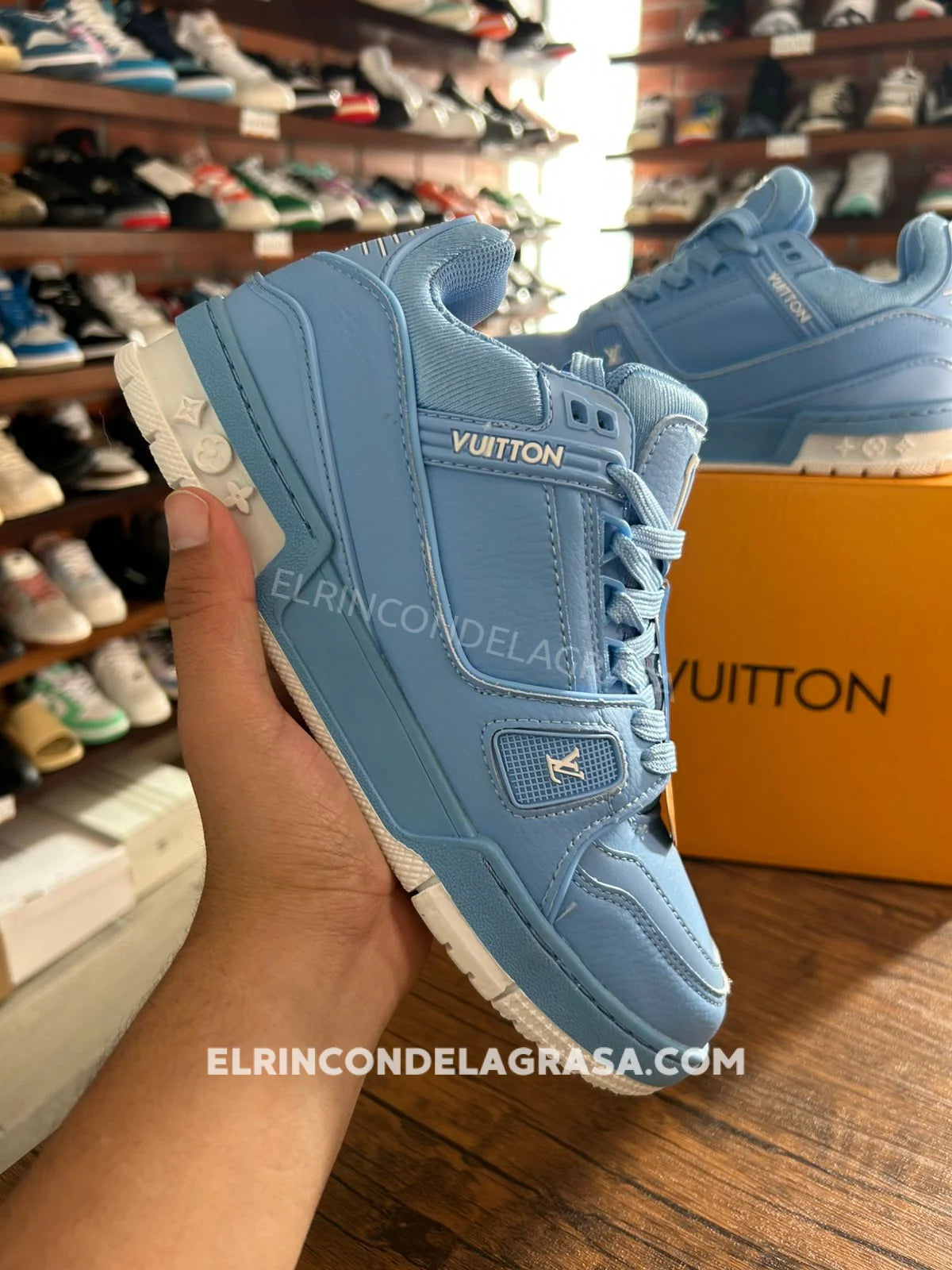 Louis Vuitton Trainner Blue Sky Sneakers