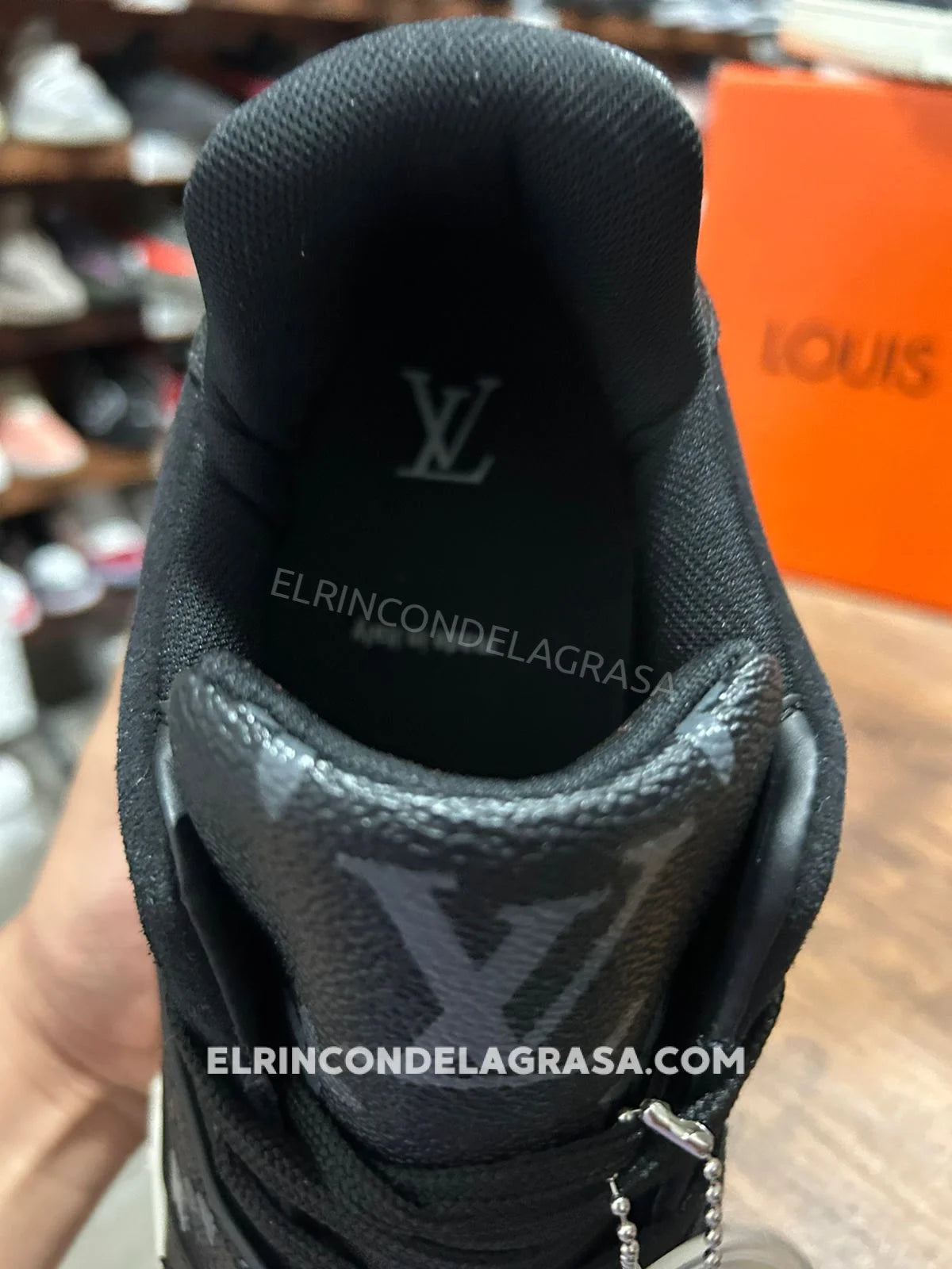 Louis Vuitton Trainner Monogram Sneakers