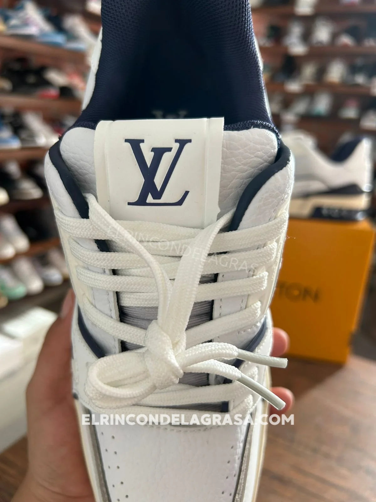 Louis Vuitton Trainner White Marine Sneakers