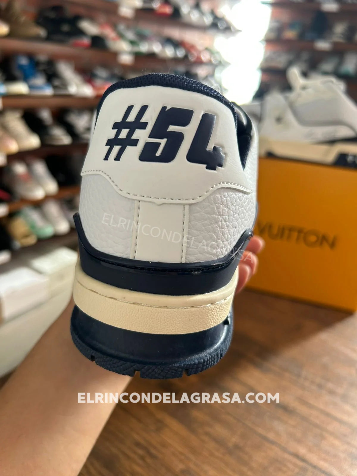 Louis Vuitton Trainner White Marine Sneakers