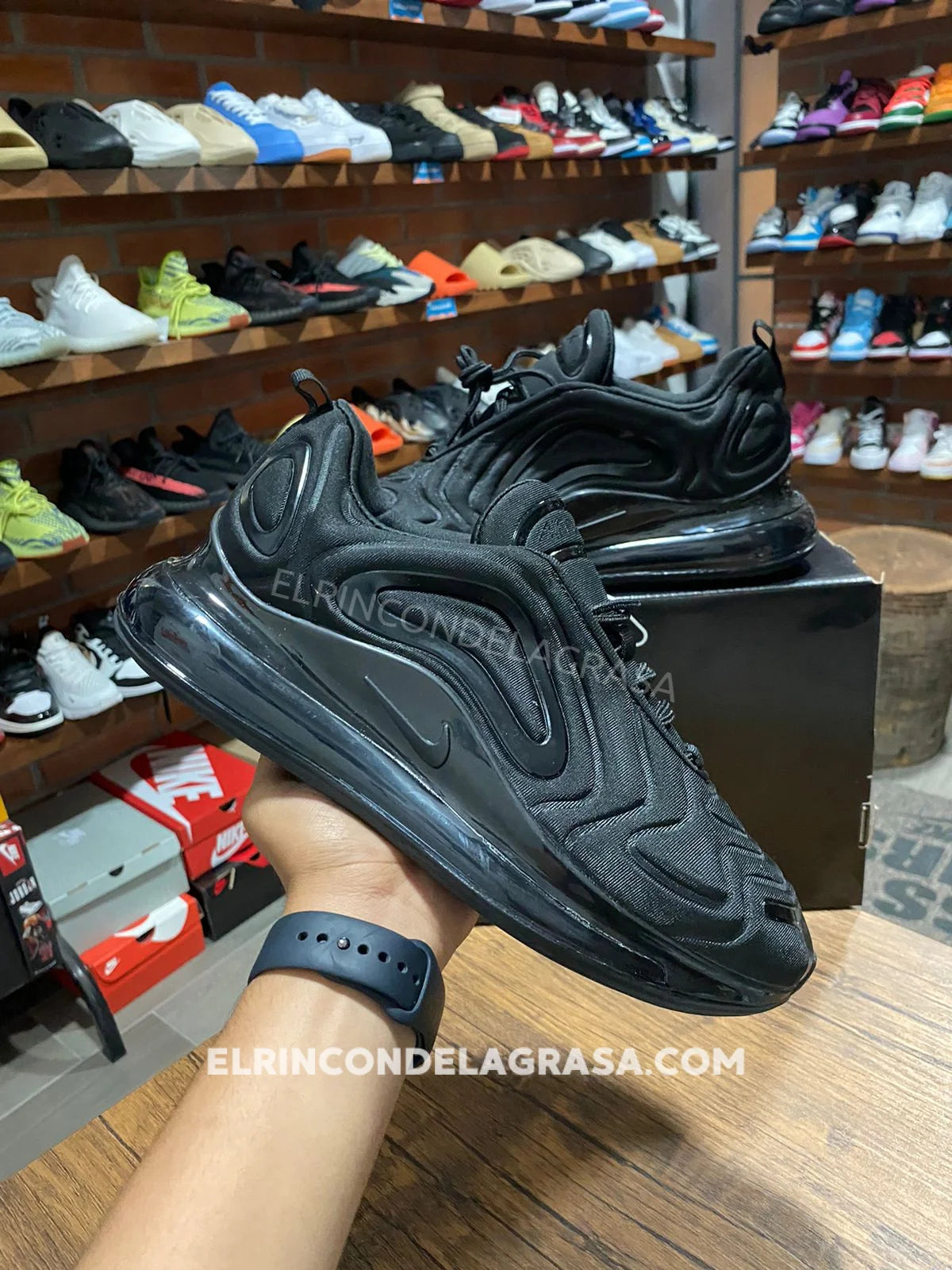 Nike air max 720 hombre negro best sale