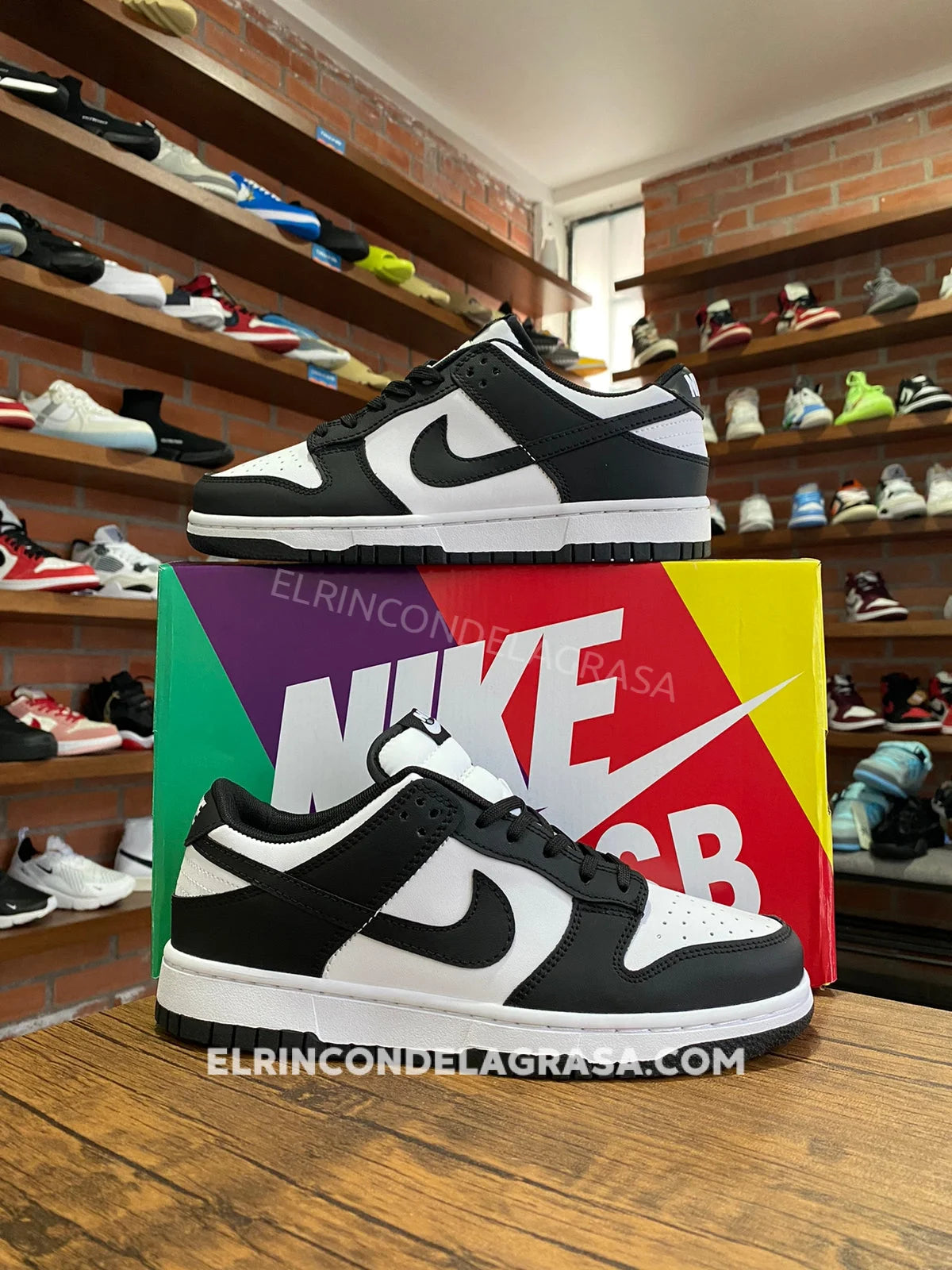 Nike Sb Panda Sneakers