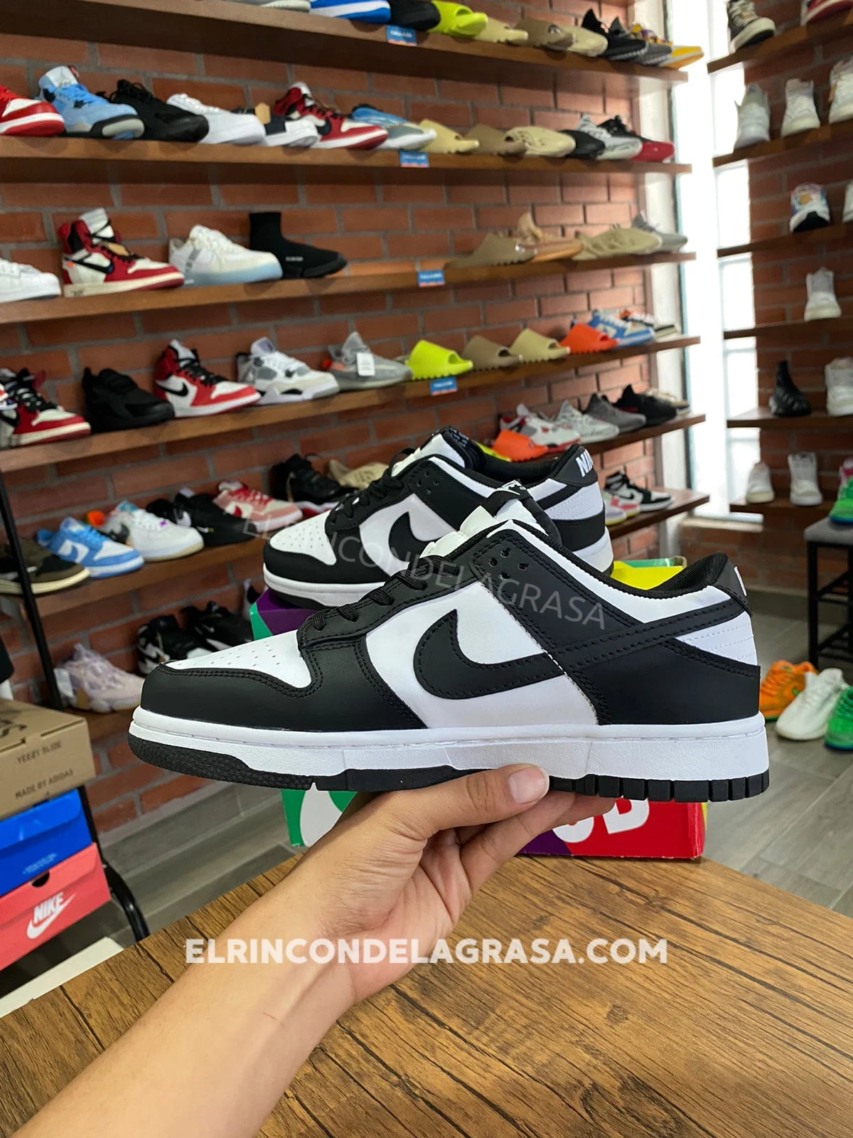 Nike Sb Panda Sneakers