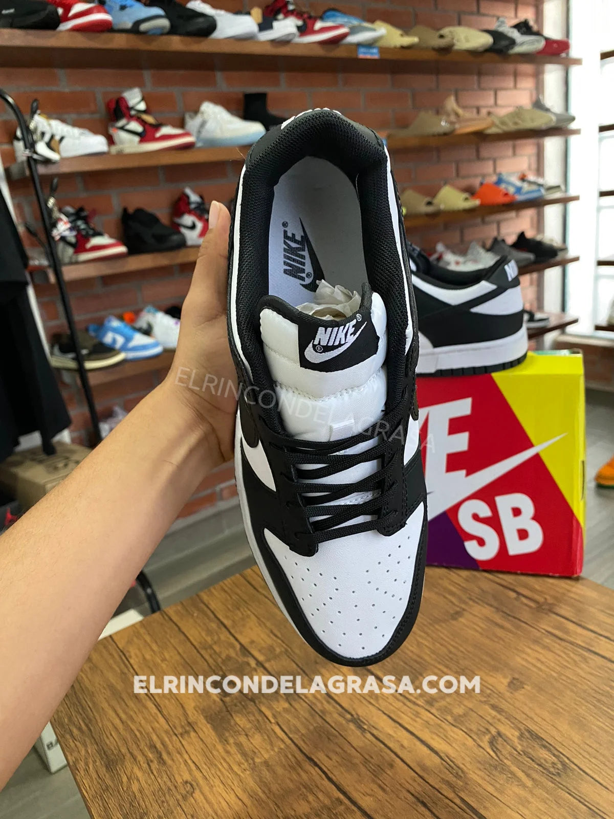 Nike Sb Panda Sneakers