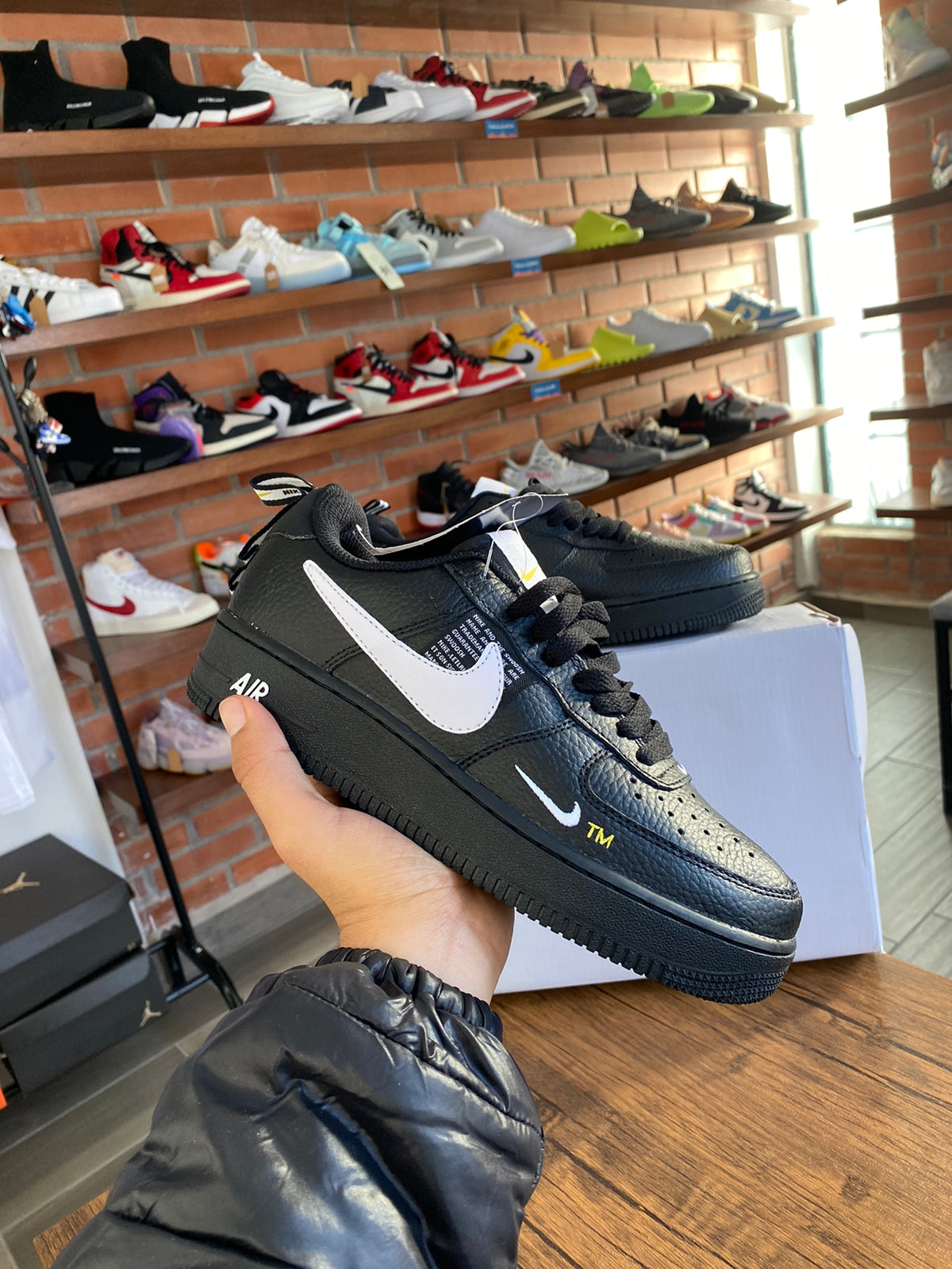 Air Force One utility black
