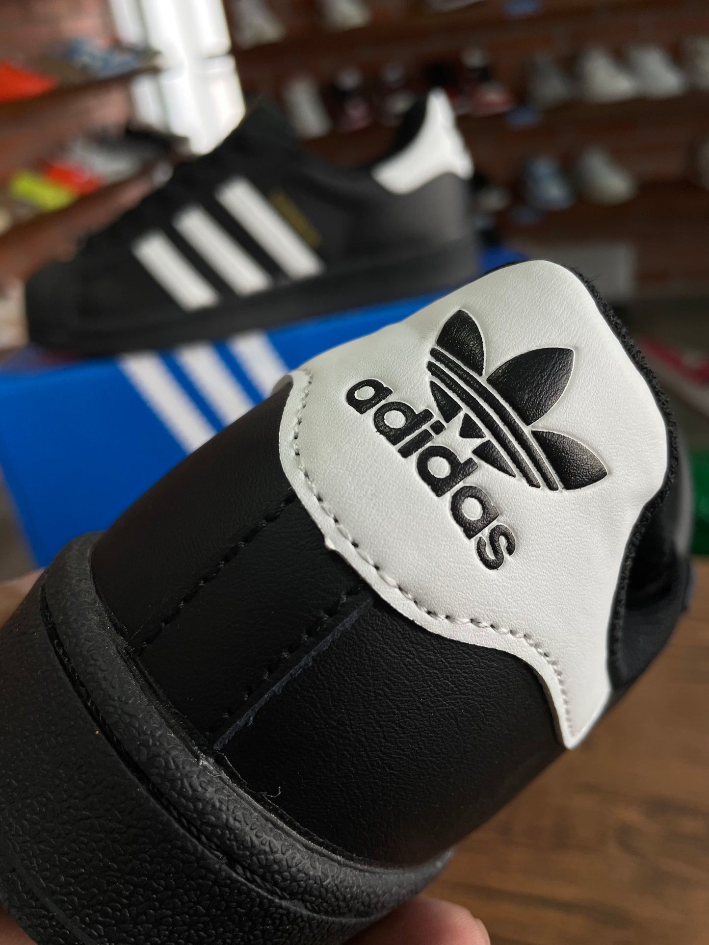 Adidas Superstar Clásico